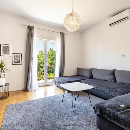 شقة Cozy In Sv, Filip I Jakov With Kitchen